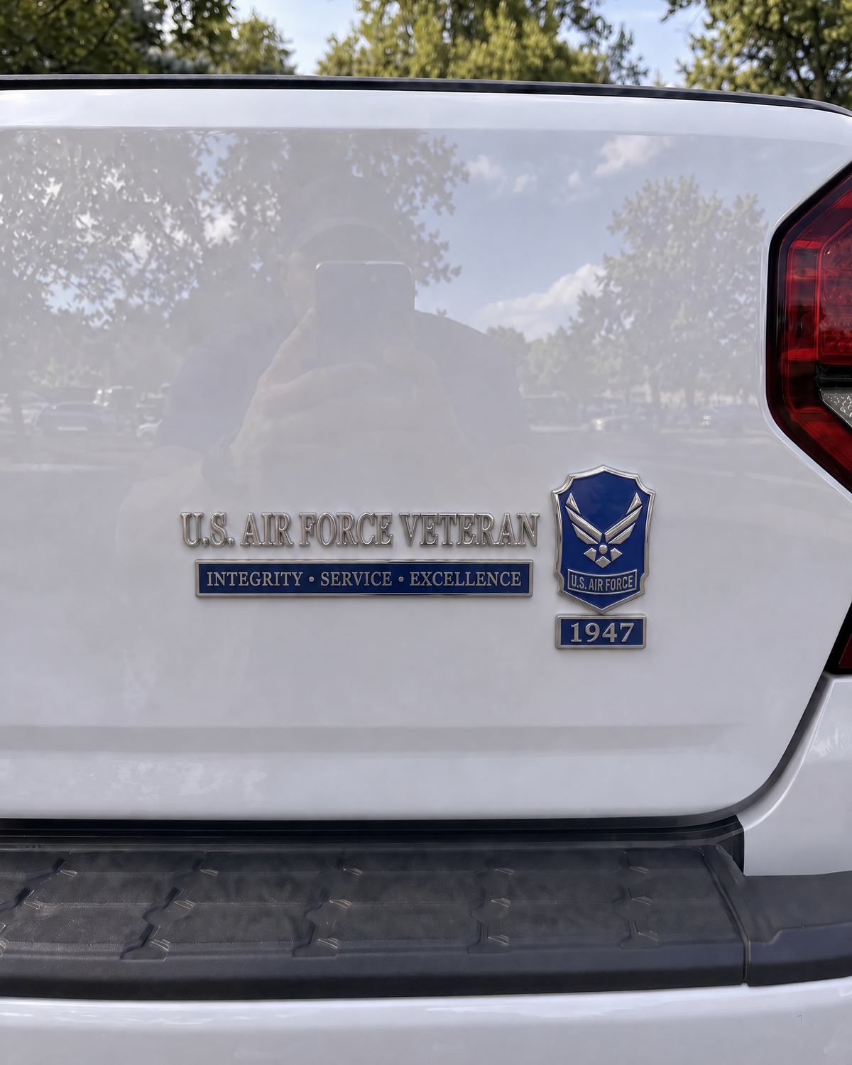 Salute Emblem